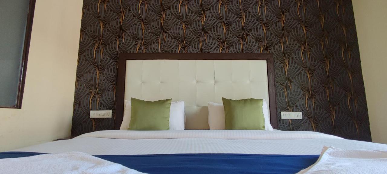 Royal Tulip Beach Cottages Arambol Εξωτερικό φωτογραφία